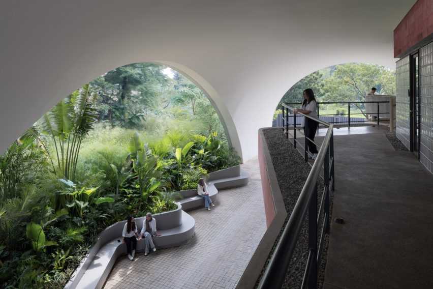 Sagehaus Office Garden by RAD+ar