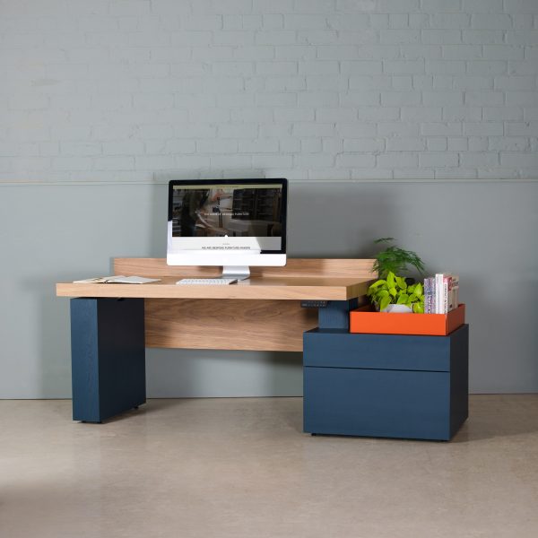 Raze Sit-Stand Desk by Jamie Hoyle and Katherine Mathew for Koda