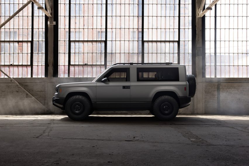 Photo of the Slate Truck side-on parked in a hangar
