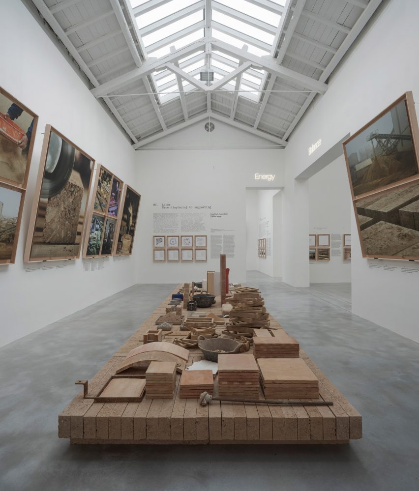 Spain Pavilion by Ron Salguiero and Manuel Bouzas