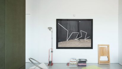 Studiolo renovated apartment by Hanghar