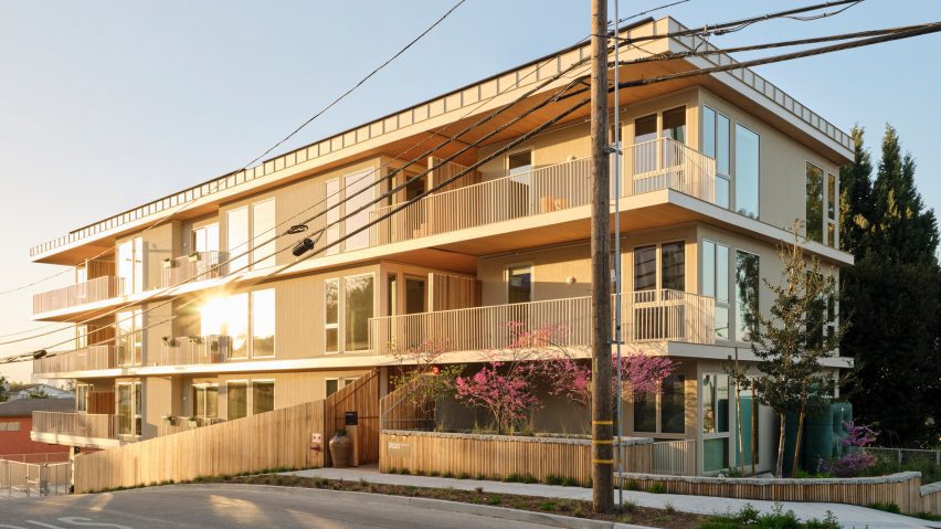 SuperBungalows in LA