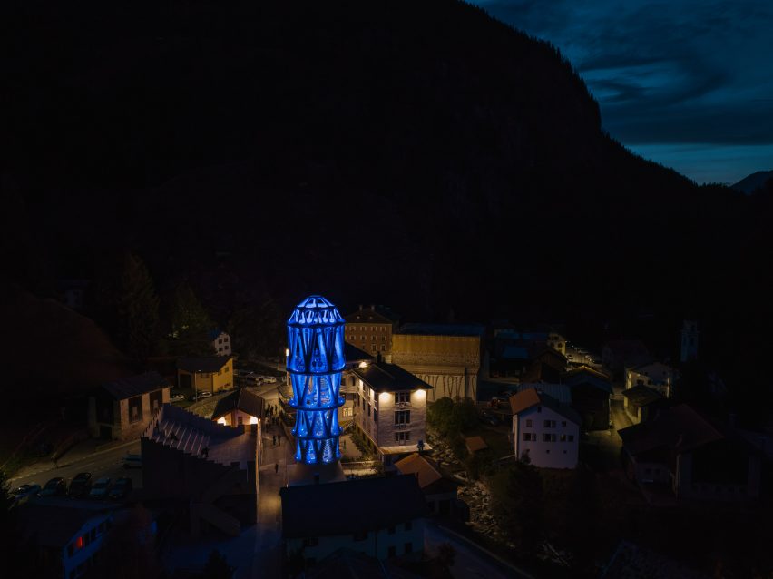 Tor Alva (White Tower) in Mulegns