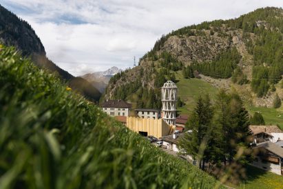 Tor Alva (White Tower) in Mulegns