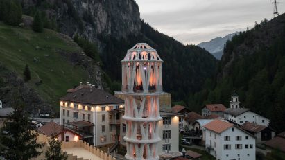 Tor Alva (White Tower) in Mulegns