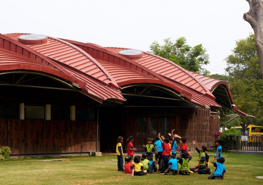 Shiv Nader School by Vastushilpa Sangath