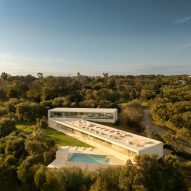 Villa 95 by Fran Silvestre Arquitectos