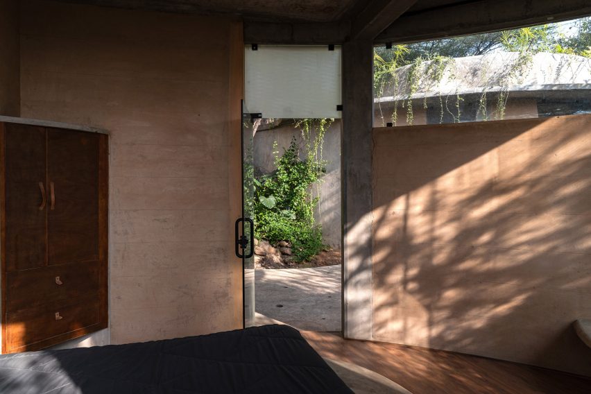 Winterfell house by Prithvi Architects