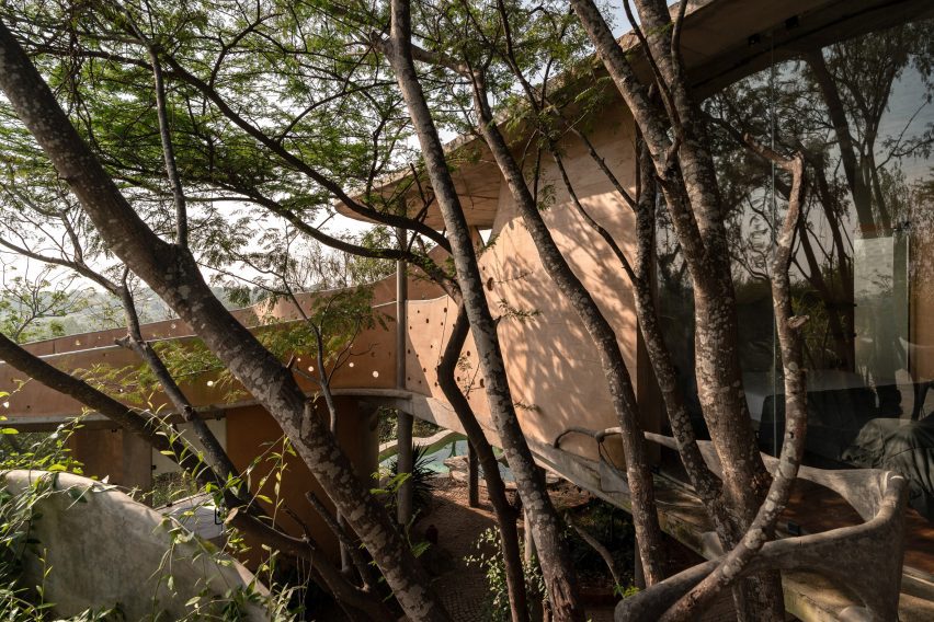 Winterfell house by Prithvi Architects