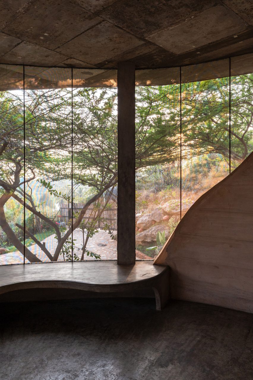 Winterfell house by Prithvi Architects