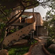 Winterfell house by Prithvi Architects