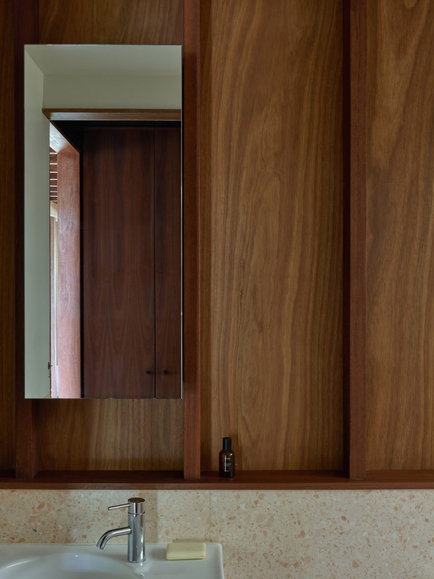 Balmoral Hillside House by Kieron Gait Architects