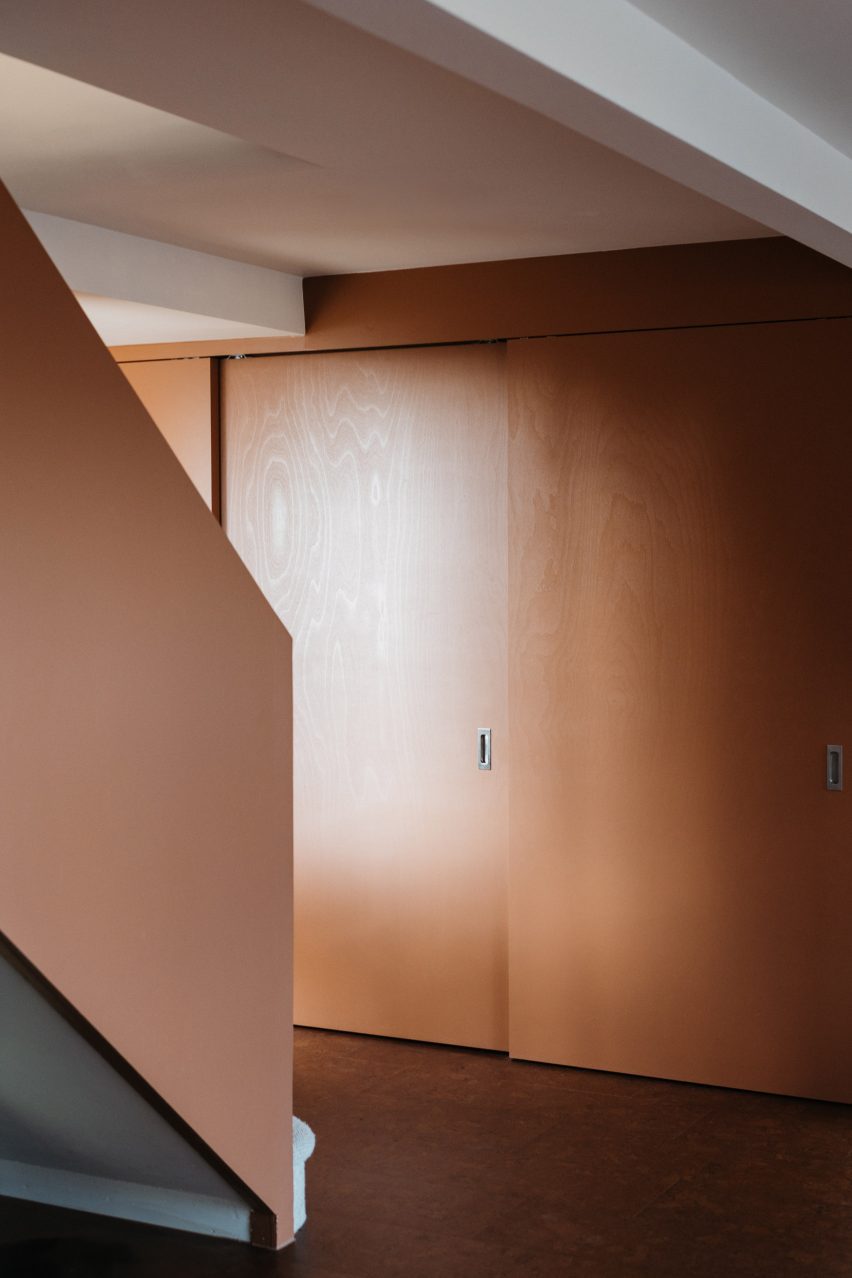 Whittaker Parsons creates courtyard house in south London