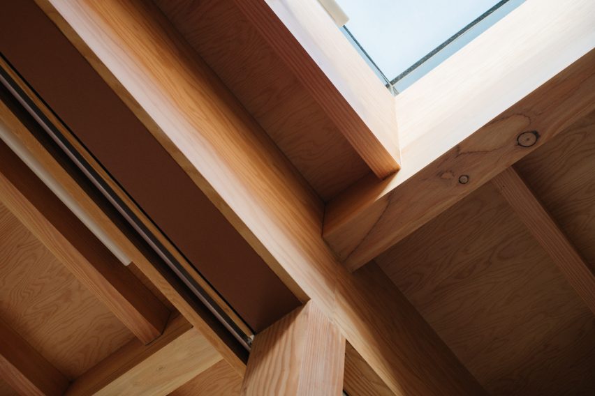 Whittaker Parsons creates courtyard house in south London