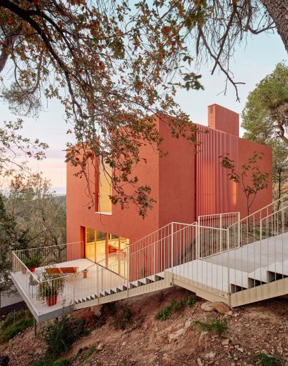 Casa Magarola by Rául Sánchez Architects