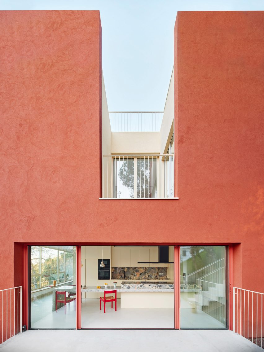 Casa Magarola by Rául Sánchez Architects