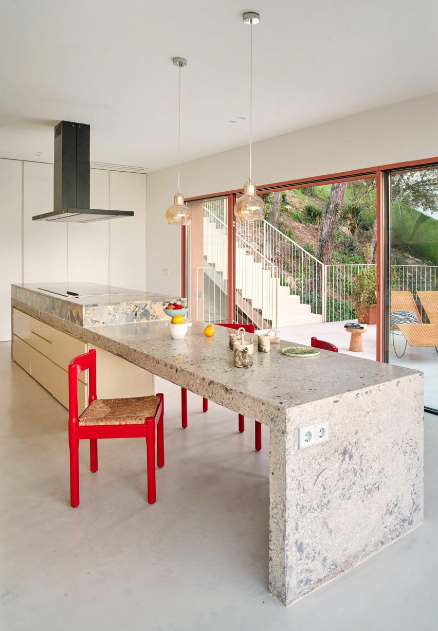 Casa Magarola by Rául Sánchez Architects