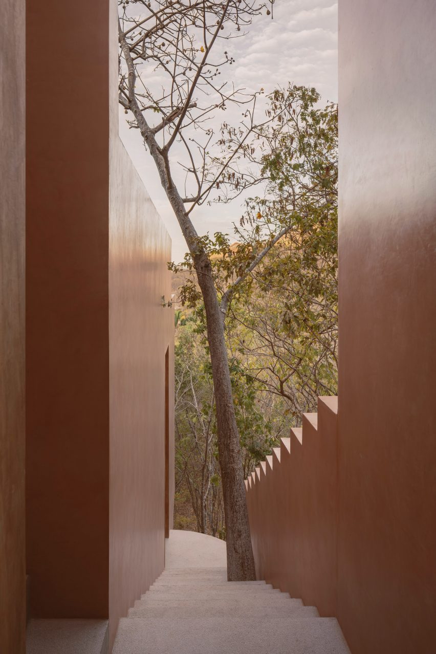 Casa Tobi by Espacio 18 Arquitectura