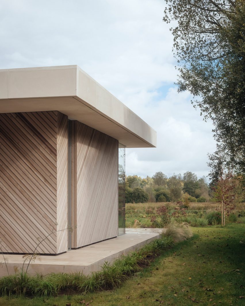 Chalk River House by Oliver Leech Architects