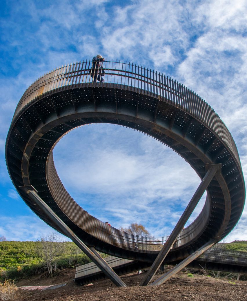 Farrapona Geological Viewpoint by Puerto & Sánchez Arquitectos