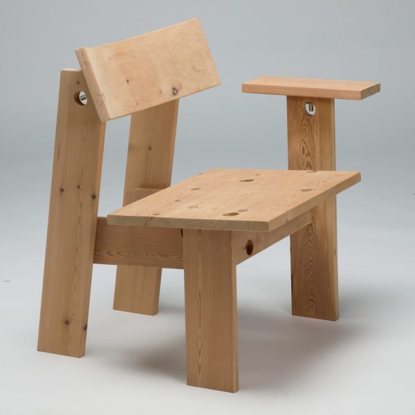 Floor to Chair