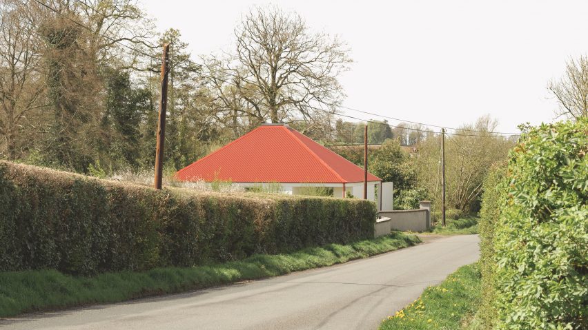 Gate Lodge by A2 Architects