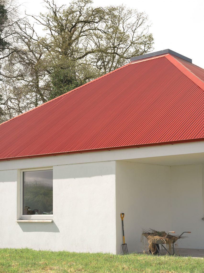 Gate Lodge by A2 Architects