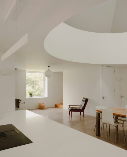 Gate Lodge by A2 Architects