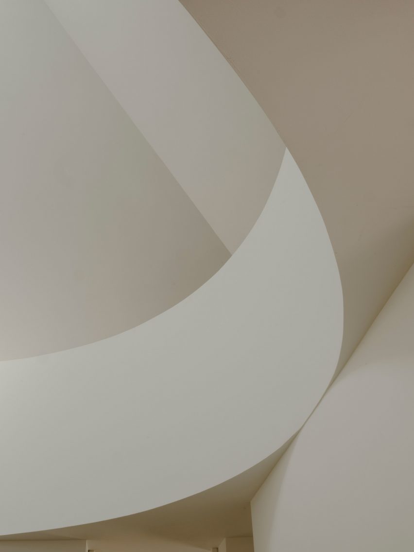 Gate Lodge by A2 Architects