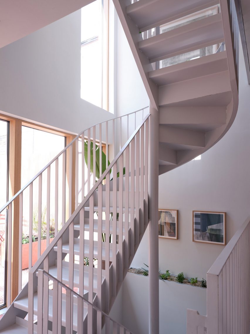 Twin House by Graeme Williamson Architects