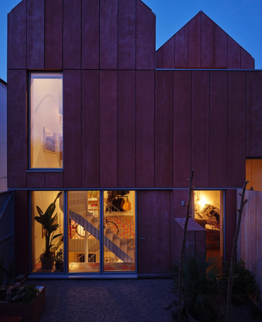 Twin House by Graeme Williamson Architects
