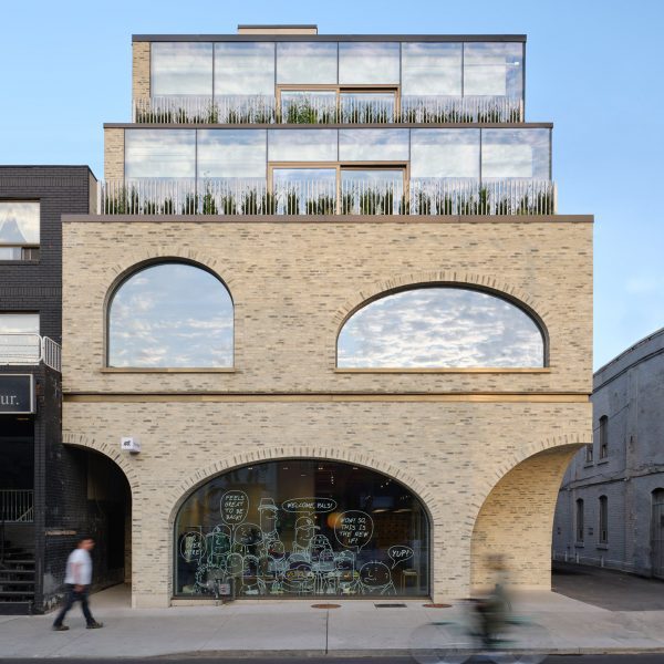 12 Ossington