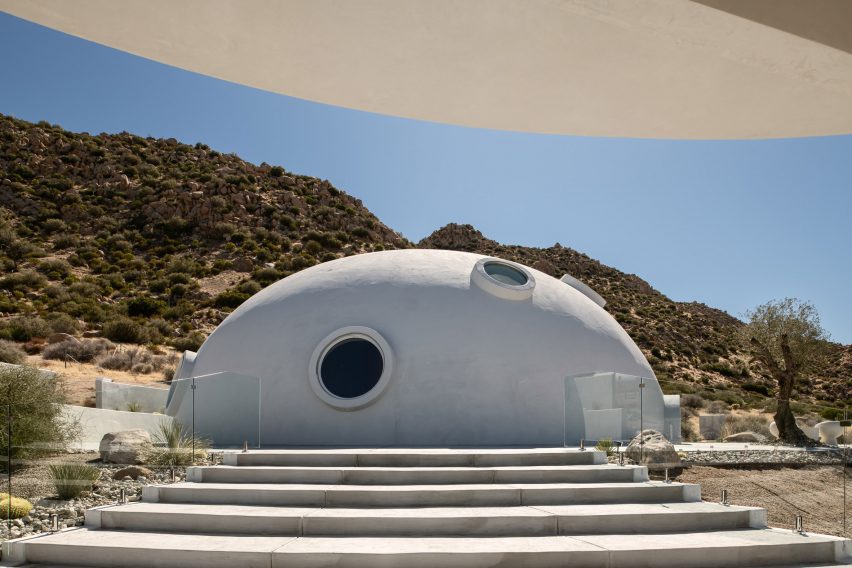 Hata domed home in California by Anastaiya Dudik