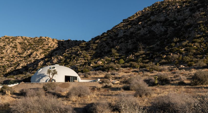 Hata domed home in California by Anastaiya Dudik