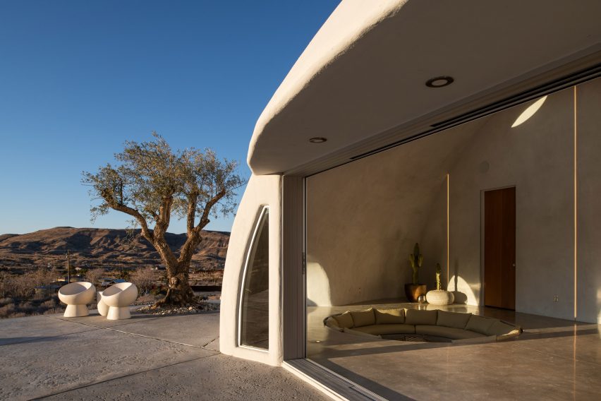 Hata domed home in California by Anastaiya Dudik