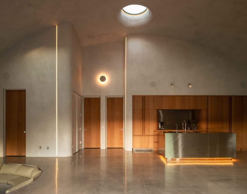 Hata domed home in California by Anastaiya Dudik