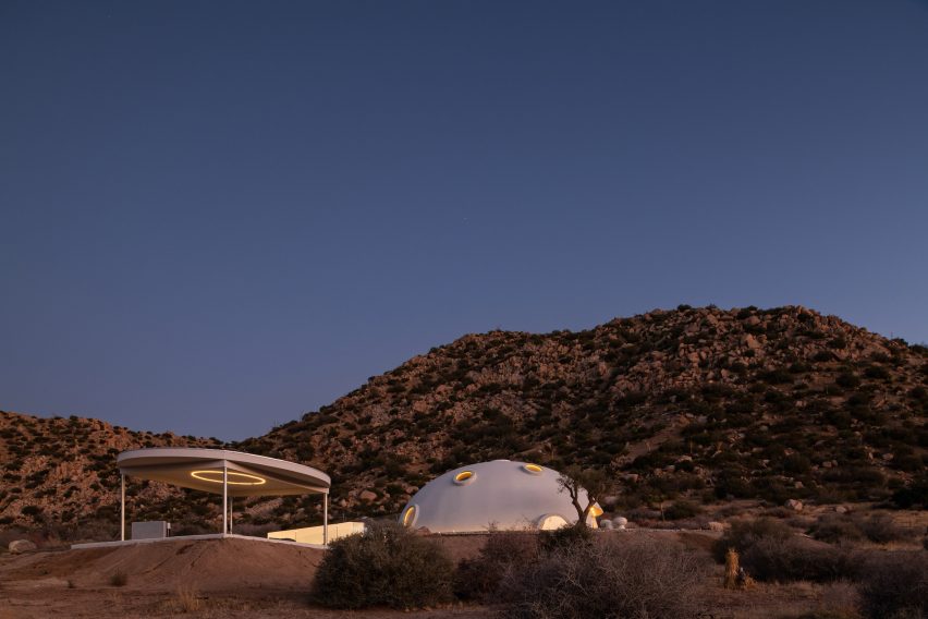 Hata domed home in California by Anastaiya Dudik