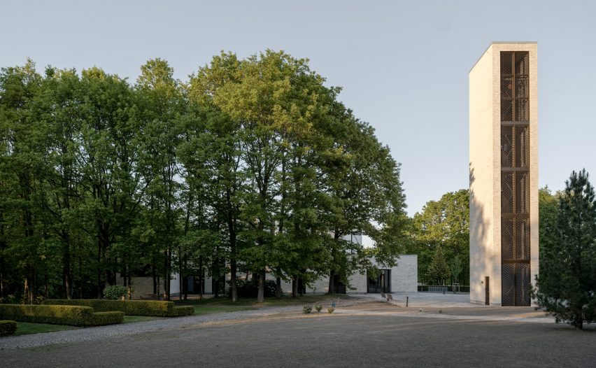 Højvangen Church by Henning Larsen in Skanderborg, Denmark