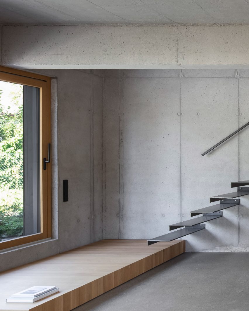 House with One Pillar by Buero Wagner