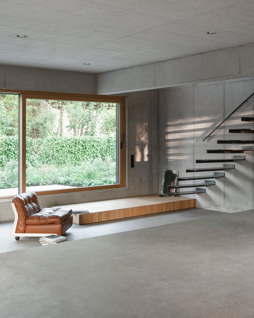 House with One Pillar by Buero Wagner