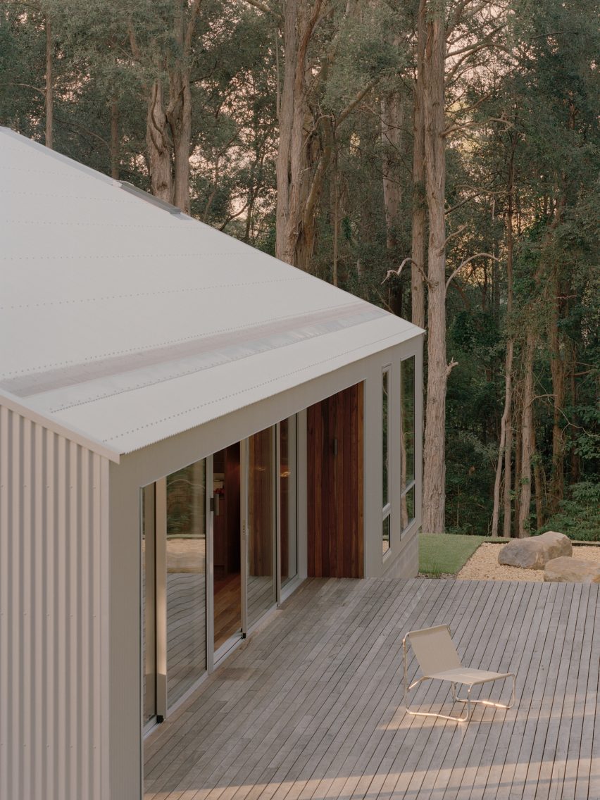 Ironbark House by Klaus Carson Studio