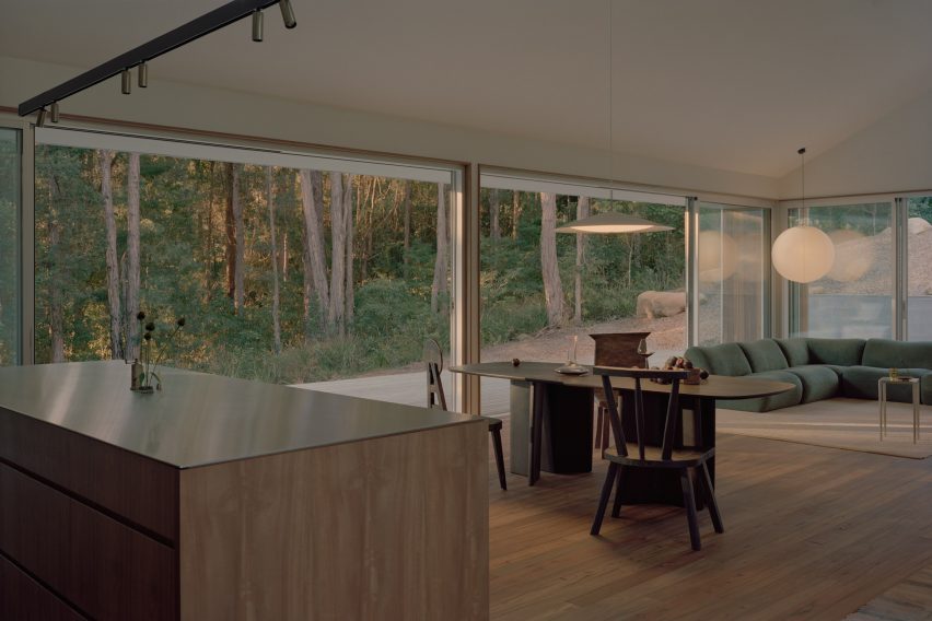 Ironbark House by Klaus Carson Studio