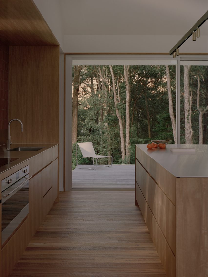 Ironbark House by Klaus Carson Studio