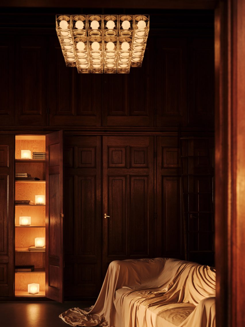 Lee Broom presents portable Chant table lamp