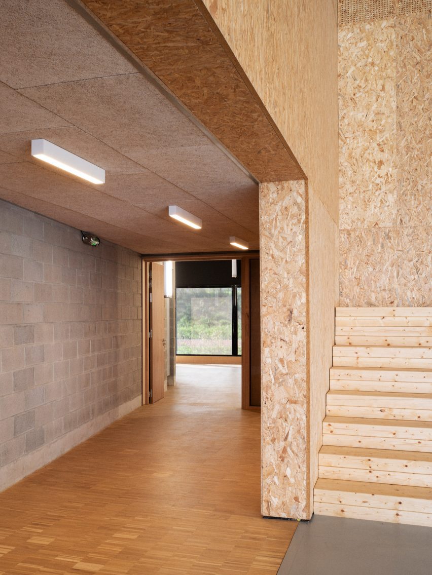 Marie Marvingt Gymnasium by Ateliers O-S Architectes
