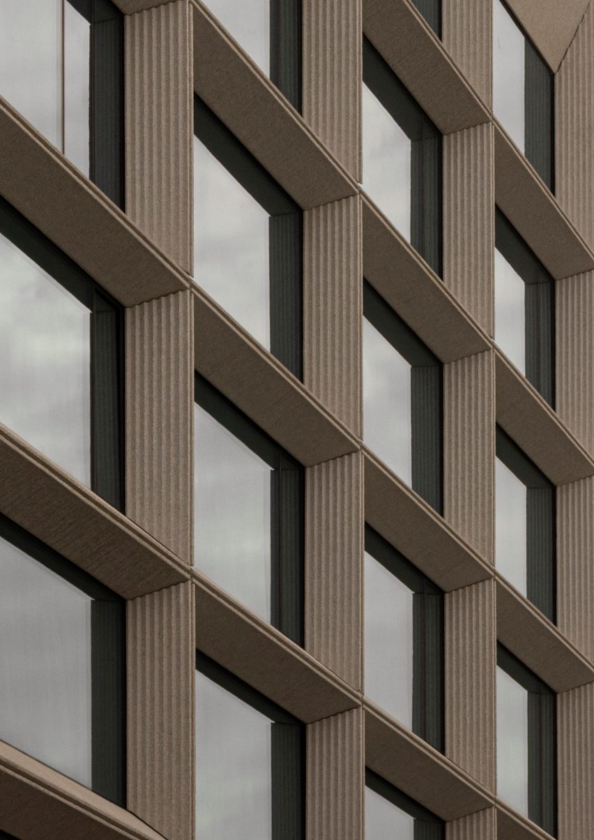 Minimal facade Puro hotel Warsaw