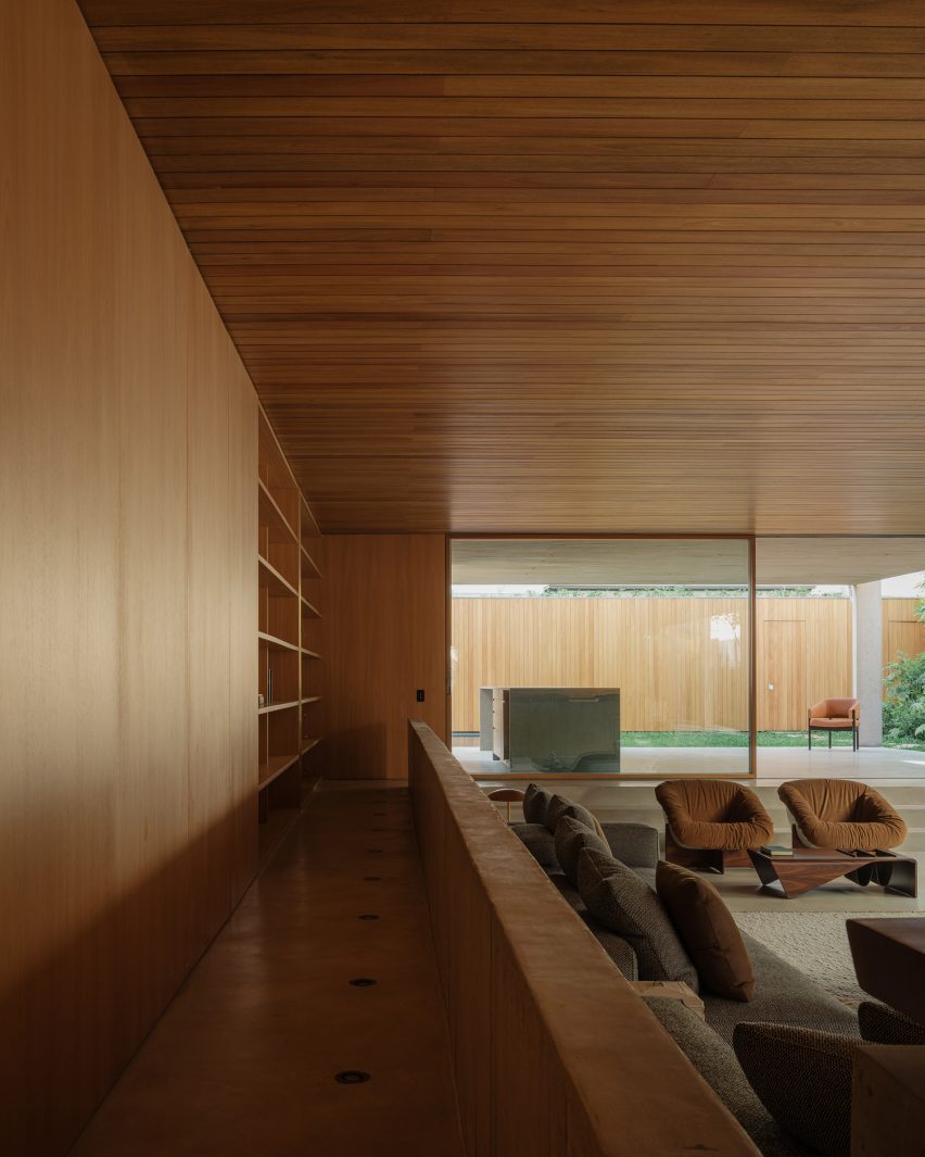 Rua Polônia House by Gabriel Kogan and Guilherme Pianca