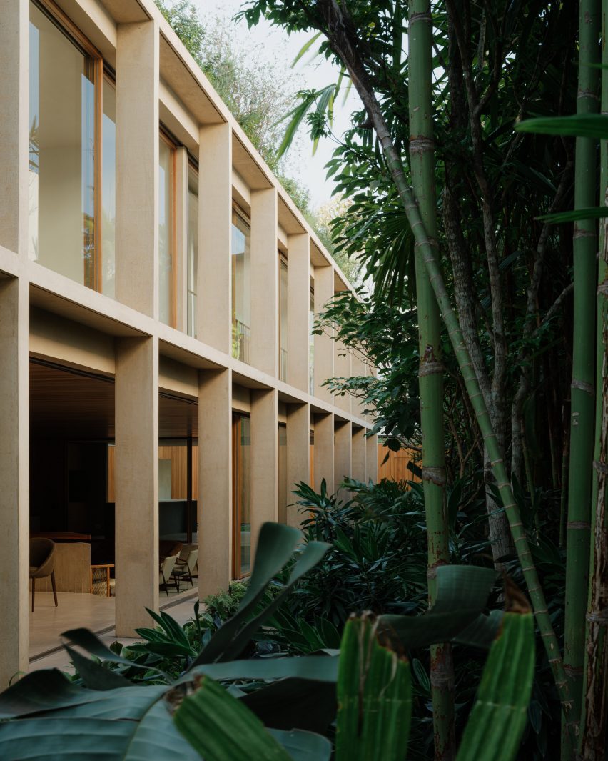 Rua Polônia House by Gabriel Kogan and Guilherme Pianca