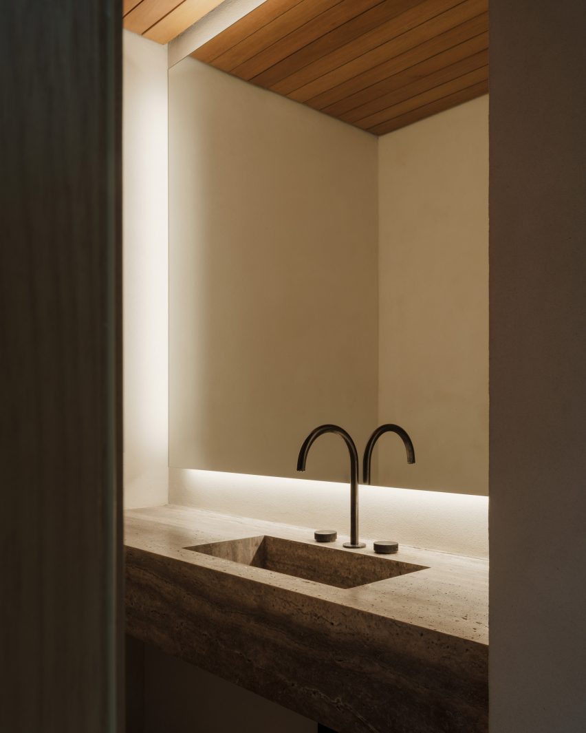 Rua Polônia House by Gabriel Kogan and Guilherme Pianca