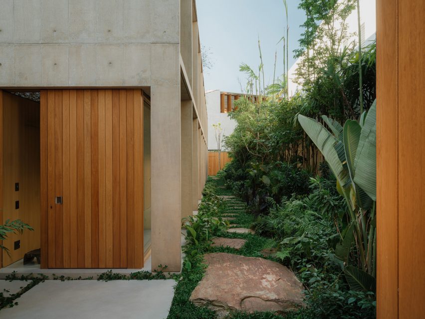 Rua Polônia House by Gabriel Kogan and Guilherme Pianca